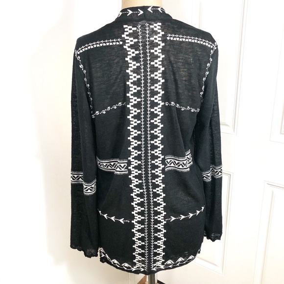 4/$25 ⭐️ Haute Project Black Embroidered Cardigan - Picture 6 of 8
